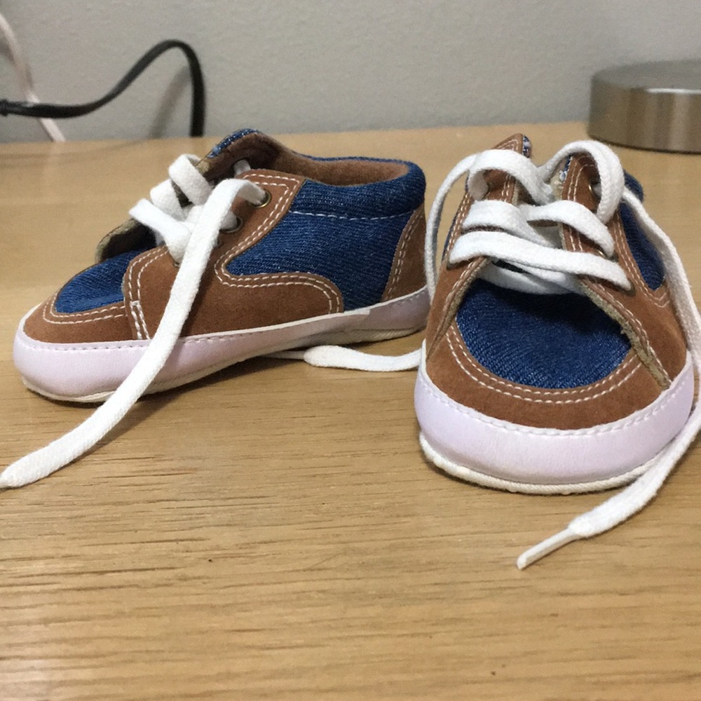 Children’s Place baby shoes